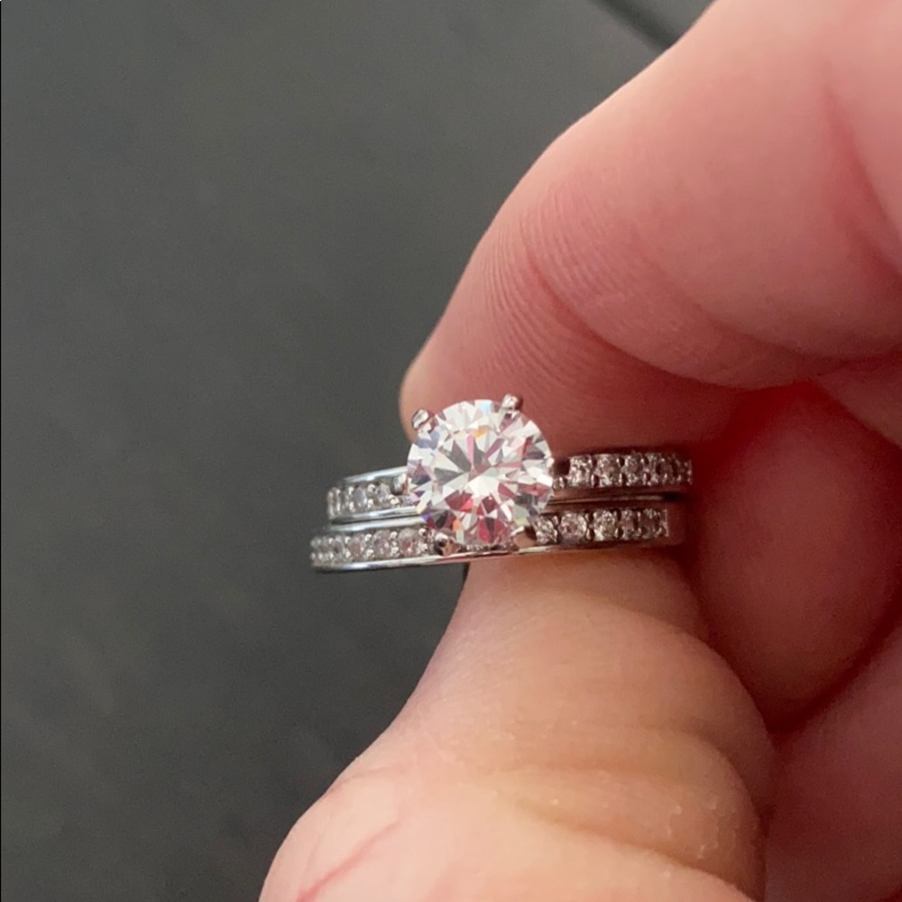 Cubic Zirconia ring with band size 7 New